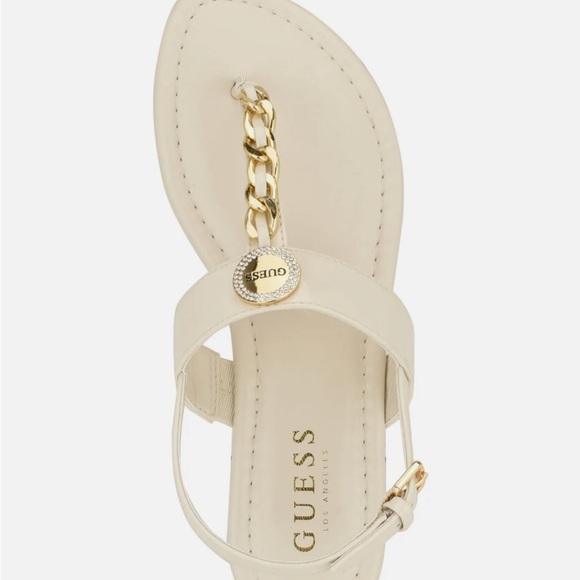 GUESS LIVVY CHAIN T STRAP SANDALS - BNWOT - SZ9 - Picture 3 of 6